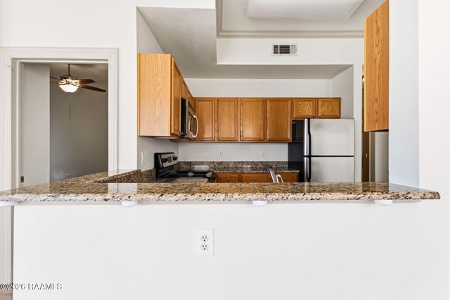 201 Settlers Trace Boulevard 4416, Lafayette, LA 70508