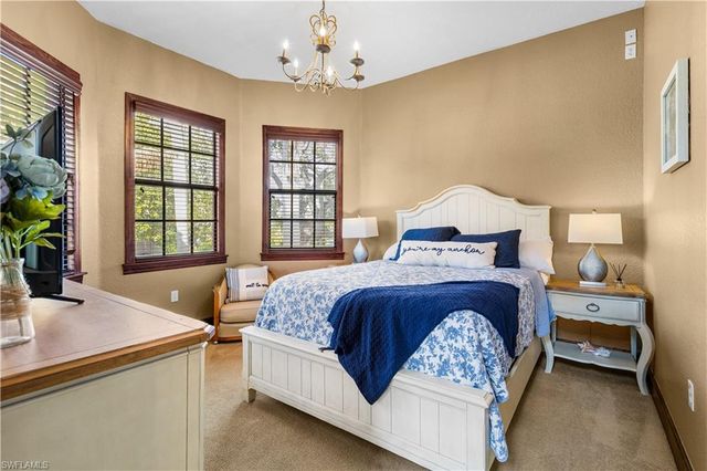 1504 Bowlees CV, Bradenton, FL 34207