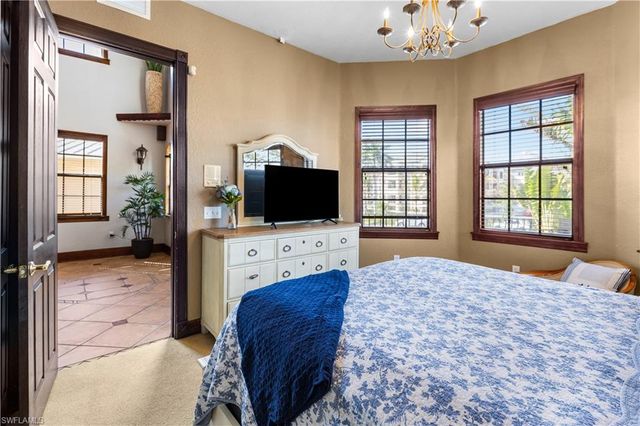 1504 Bowlees CV, Bradenton, FL 34207
