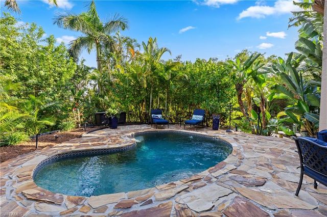 1504 Bowlees CV, Bradenton, FL 34207