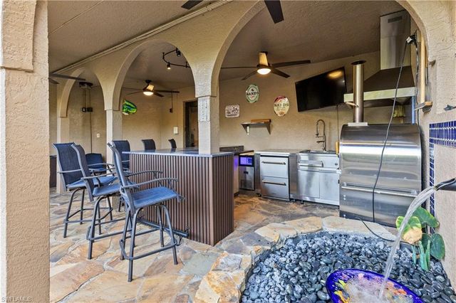1504 Bowlees CV, Bradenton, FL 34207