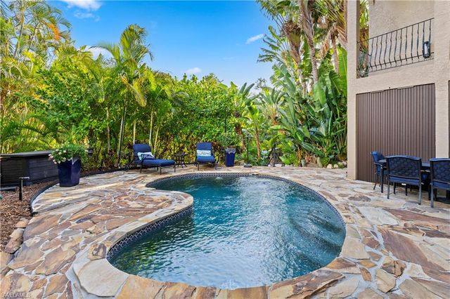 1504 Bowlees CV, Bradenton, FL 34207