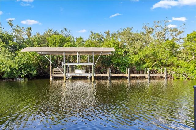 1504 Bowlees CV, Bradenton, FL 34207