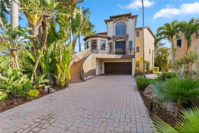 1504 Bowlees CV, Bradenton, FL 34207