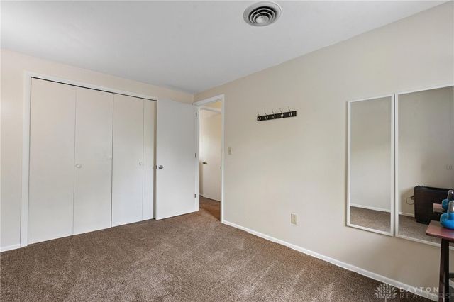 5433 Pentland Circle, Huber Heights, OH 45424