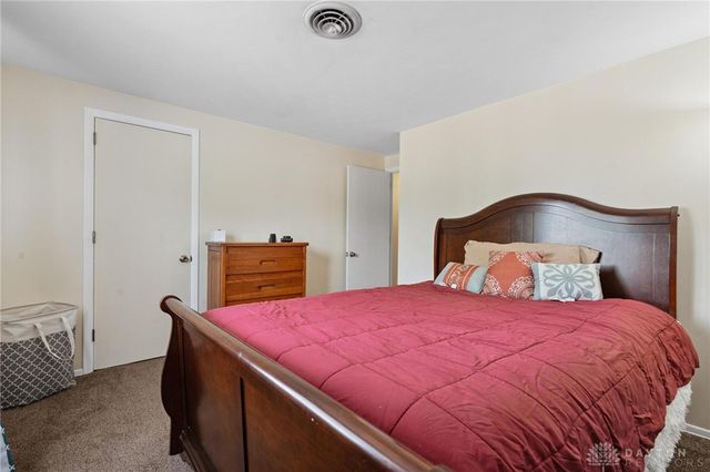 5433 Pentland Circle, Huber Heights, OH 45424