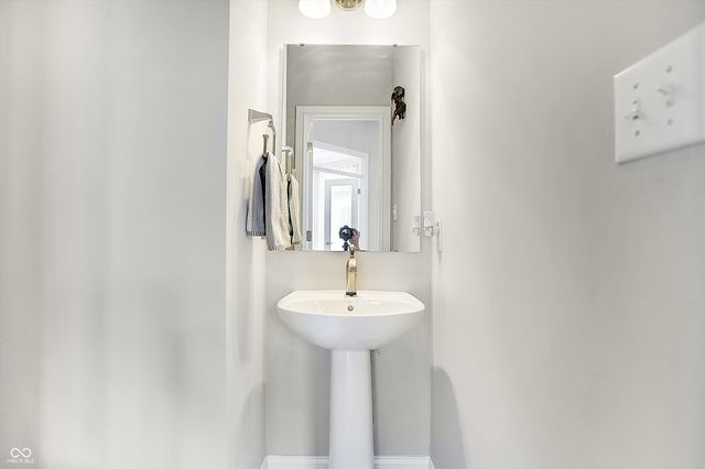 3924 Bear Creek Way, Carmel, IN 46074