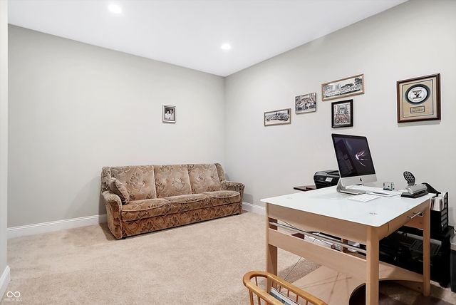 3924 Bear Creek Way, Carmel, IN 46074