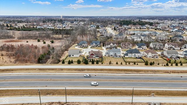 3924 Bear Creek Way, Carmel, IN 46074