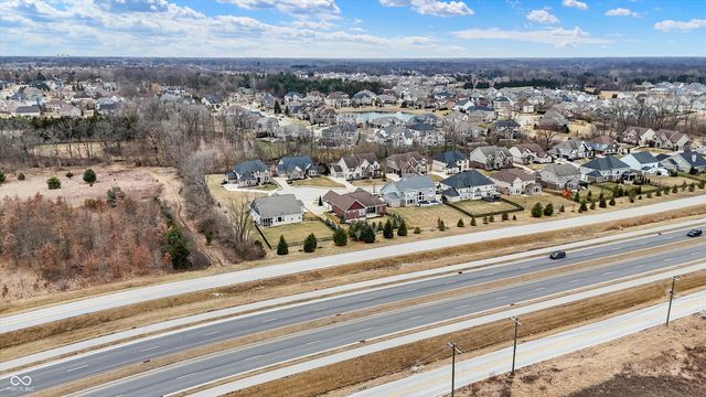 3924 Bear Creek Way, Carmel, IN 46074