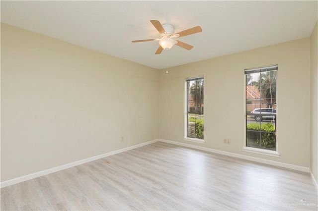 112 E Xanthisma Avenue, Mcallen, TX 78504