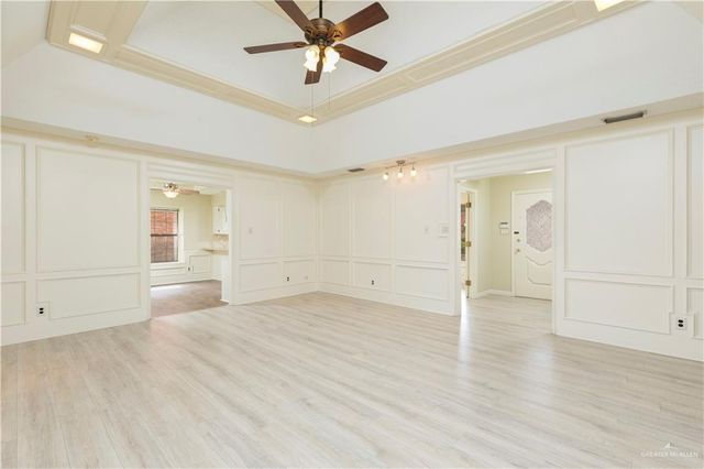 112 E Xanthisma Avenue, Mcallen, TX 78504