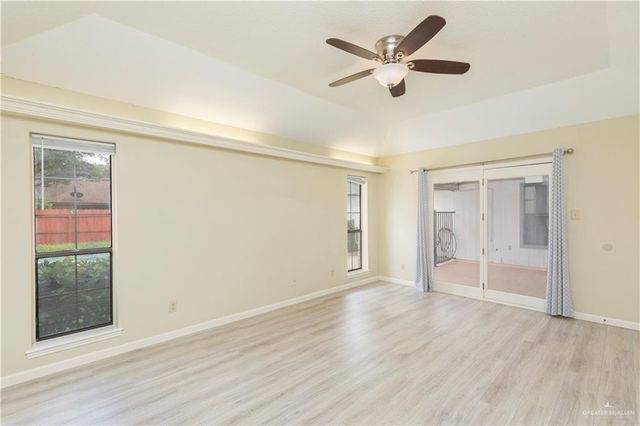 112 E Xanthisma Avenue, Mcallen, TX 78504