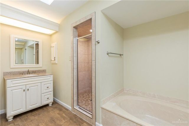 112 E Xanthisma Avenue, Mcallen, TX 78504