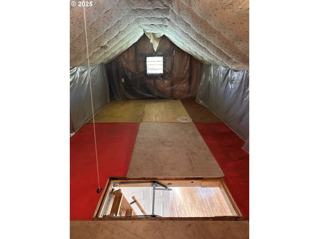 1335 7TH St, Florence, OR 97439