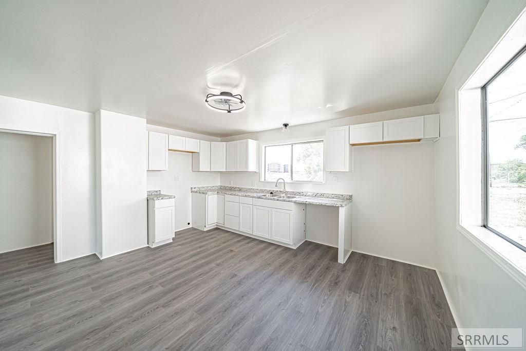 Image 14 of property listing at 1401 W Albany Street, Idaho Falls, ID 83402