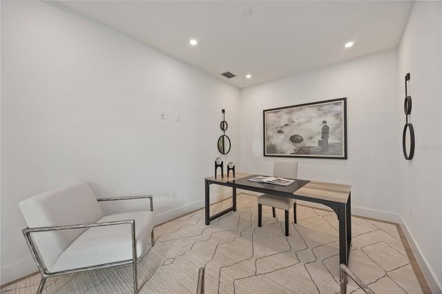 2590 FLOYD STREET, Sarasota, FL 34239