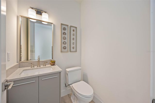 2590 FLOYD STREET, Sarasota, FL 34239