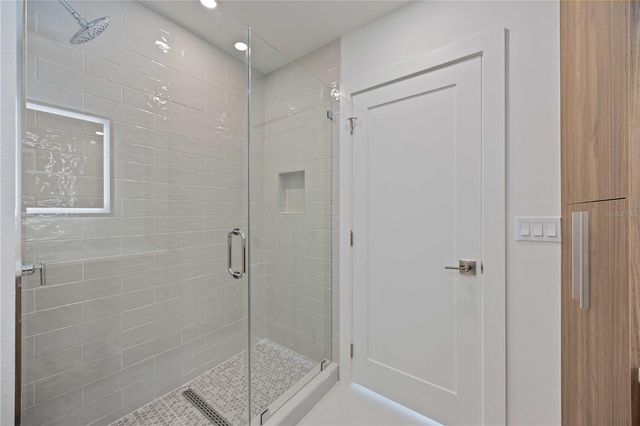 2590 FLOYD STREET, Sarasota, FL 34239