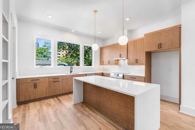 404 Linden Avenue NE 18, Atlanta, GA 30308