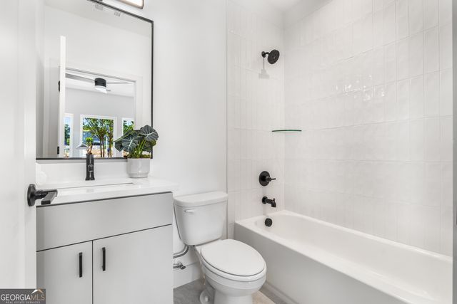 404 Linden Avenue NE 18, Atlanta, GA 30308