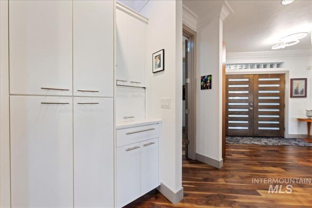 2586 S Creek Pointe Lane, Eagle, ID 83616