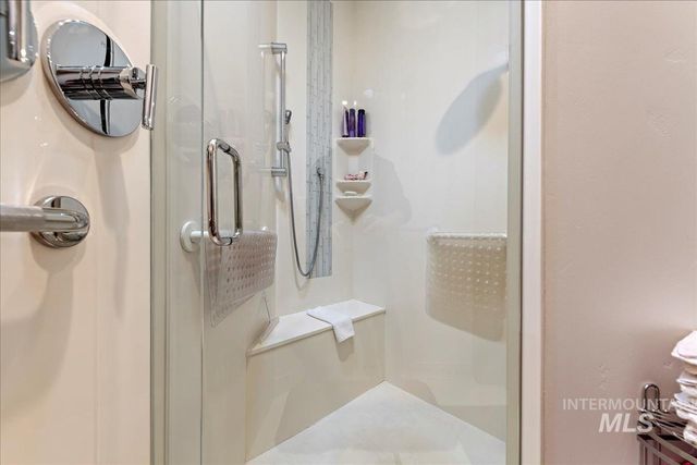 2586 S Creek Pointe Lane, Eagle, ID 83616