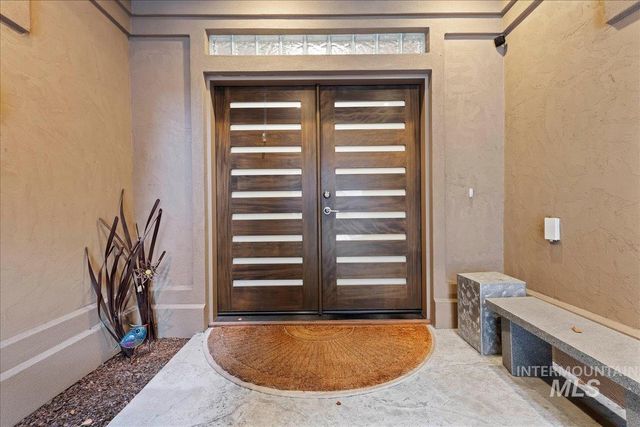 2586 S Creek Pointe Lane, Eagle, ID 83616