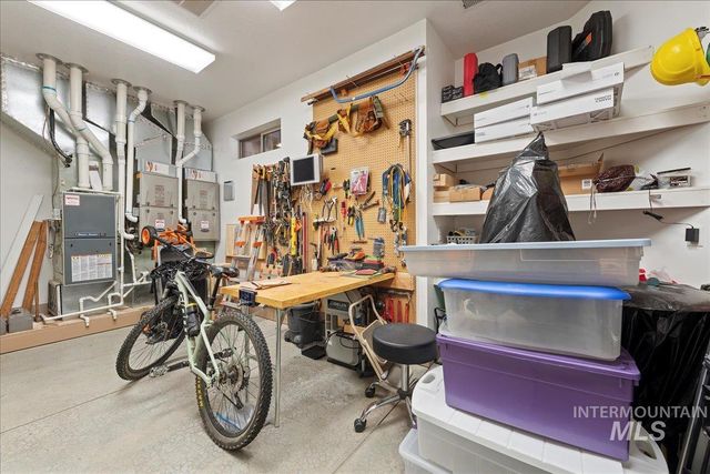 2586 S Creek Pointe Lane, Eagle, ID 83616