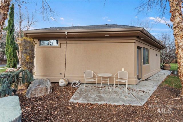 2586 S Creek Pointe Lane, Eagle, ID 83616