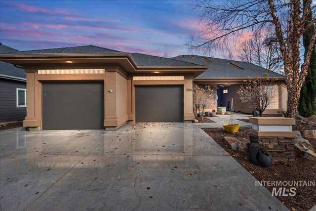 2586 S Creek Pointe Lane, Eagle, ID 83616