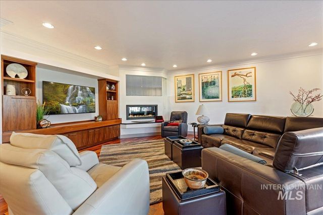 2586 S Creek Pointe Lane, Eagle, ID 83616