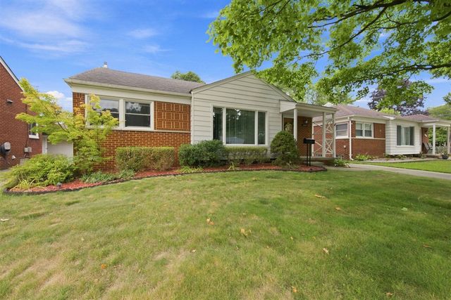 16981 Macarthur, Redford, MI 48240