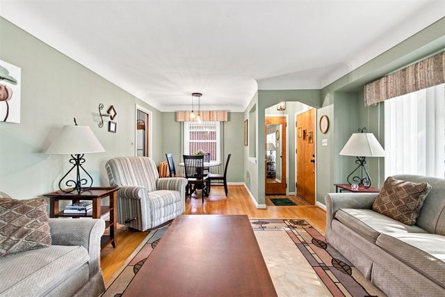 16981 Macarthur, Redford, MI 48240