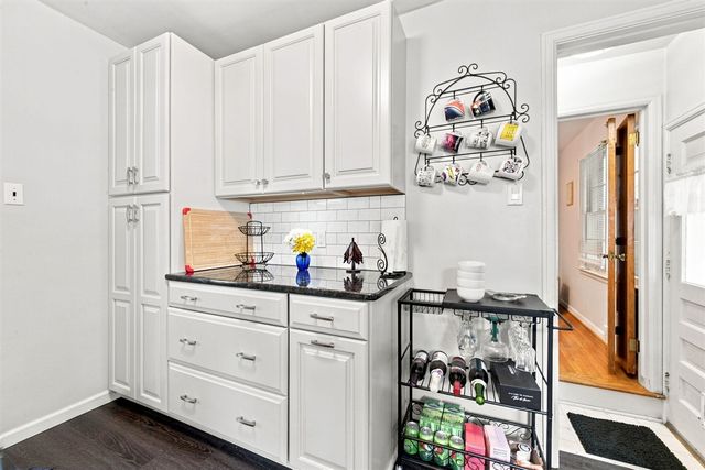 16981 Macarthur, Redford, MI 48240