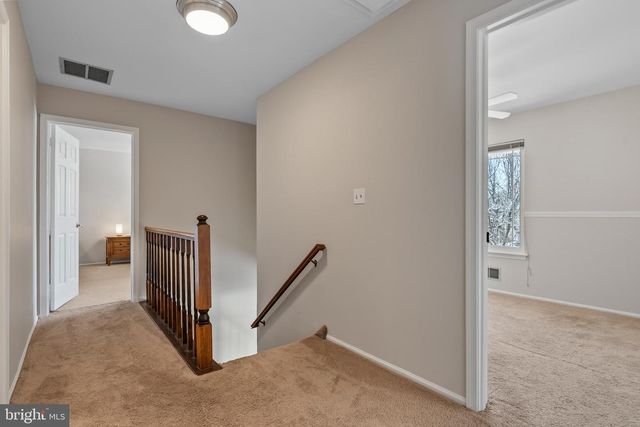 206 MEADOW DR, Mount Laurel, NJ 08054