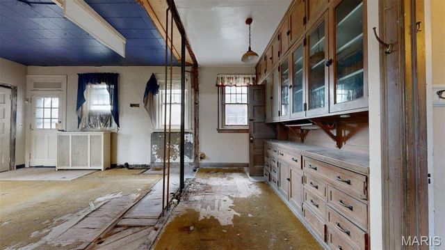 49 Kingsbury Place, St Louis, MO 63112