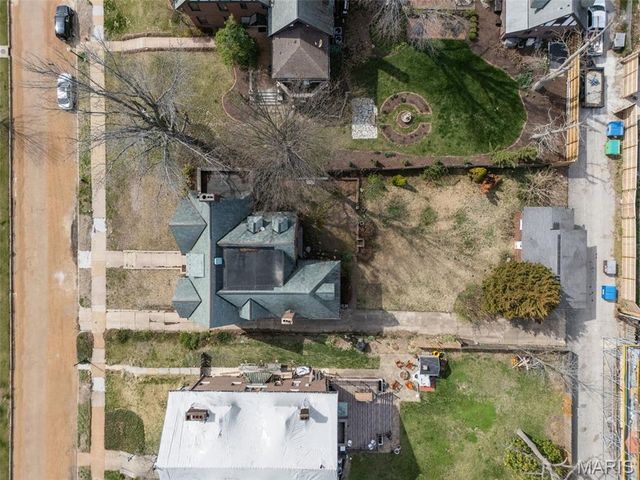 49 Kingsbury Place, St Louis, MO 63112