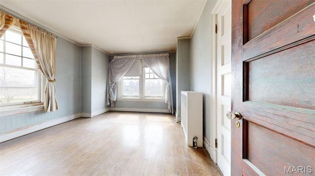 49 Kingsbury Place, St Louis, MO 63112