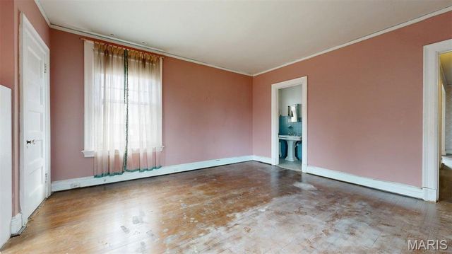 49 Kingsbury Place, St Louis, MO 63112