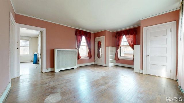 49 Kingsbury Place, St Louis, MO 63112