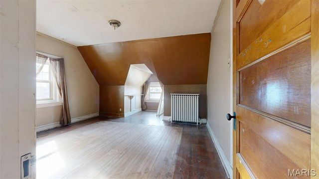 49 Kingsbury Place, St Louis, MO 63112