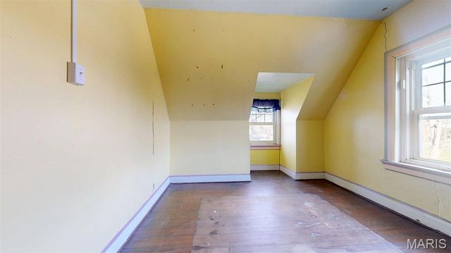 49 Kingsbury Place, St Louis, MO 63112