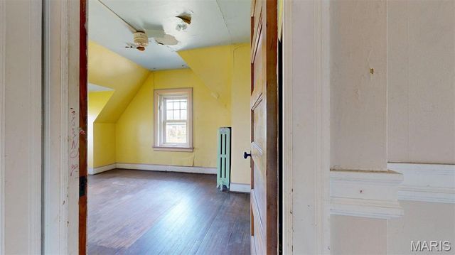 49 Kingsbury Place, St Louis, MO 63112