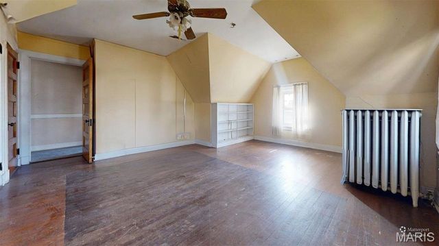 49 Kingsbury Place, St Louis, MO 63112