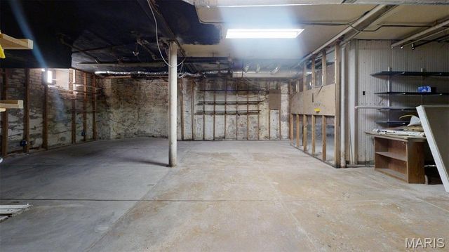 49 Kingsbury Place, St Louis, MO 63112