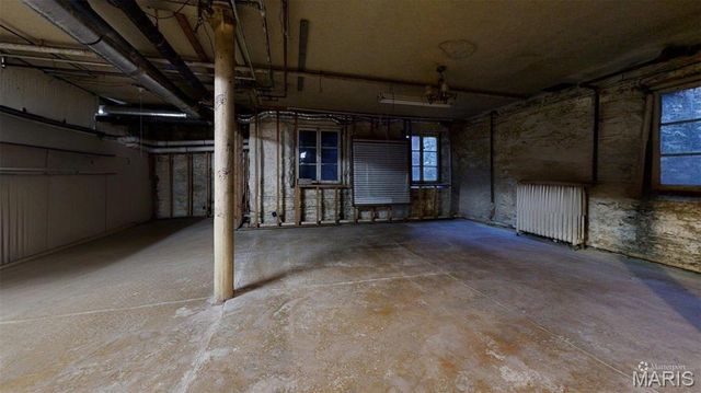 49 Kingsbury Place, St Louis, MO 63112