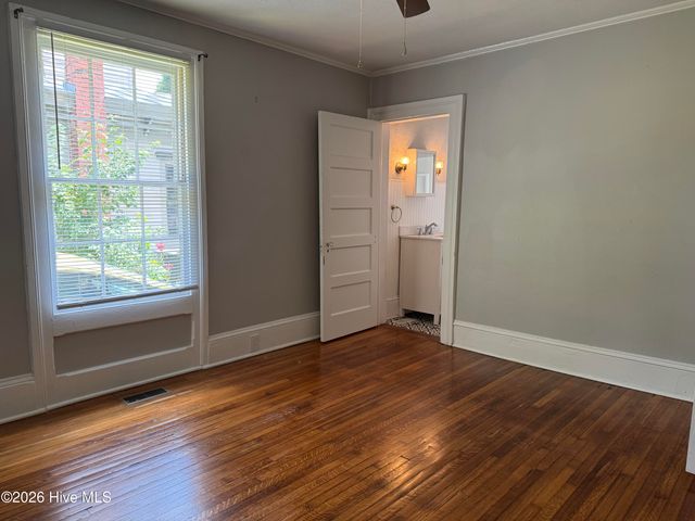 421 E 2nd Street, Washington, NC 27889