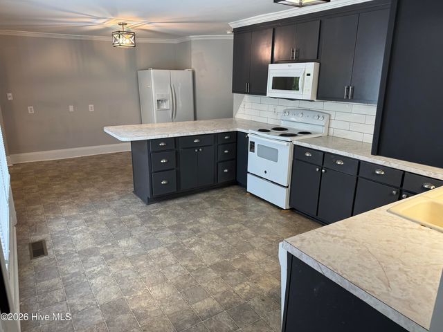 421 E 2nd Street, Washington, NC 27889