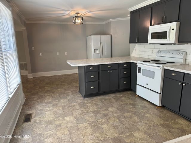 421 E 2nd Street, Washington, NC 27889